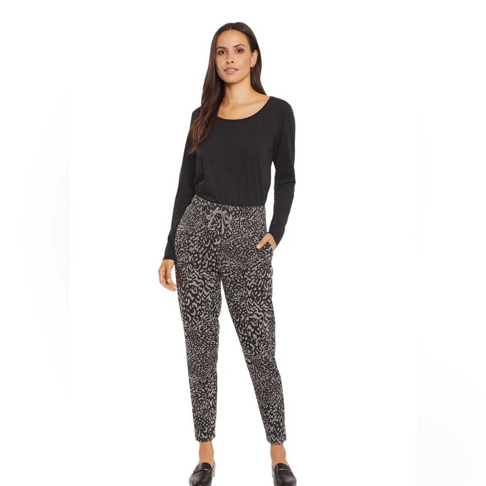 NWT Forever Comfort from NYDJ sweat pants - Picture 2 of 16